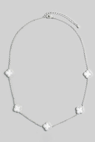 Clover Necklace in Silver