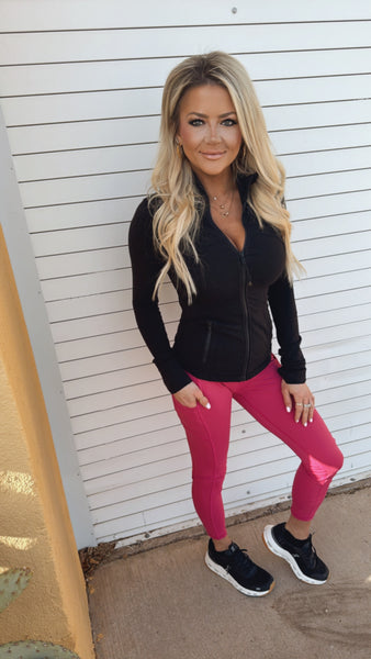 Lu Pocketed Leggings in Pink