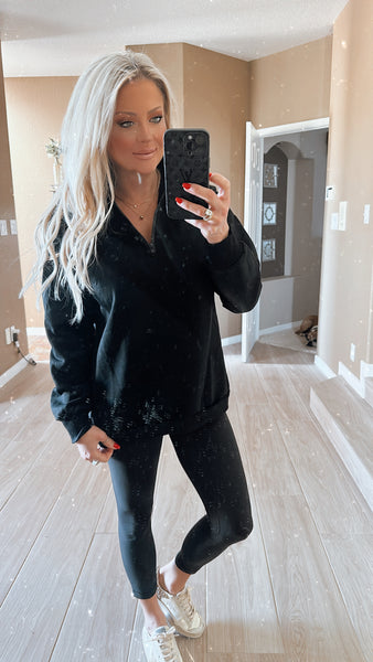 Taylor Half Zip in Black